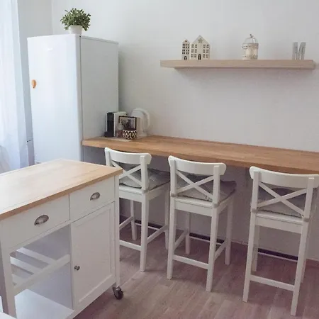 Maison La Pomposa Apartment *